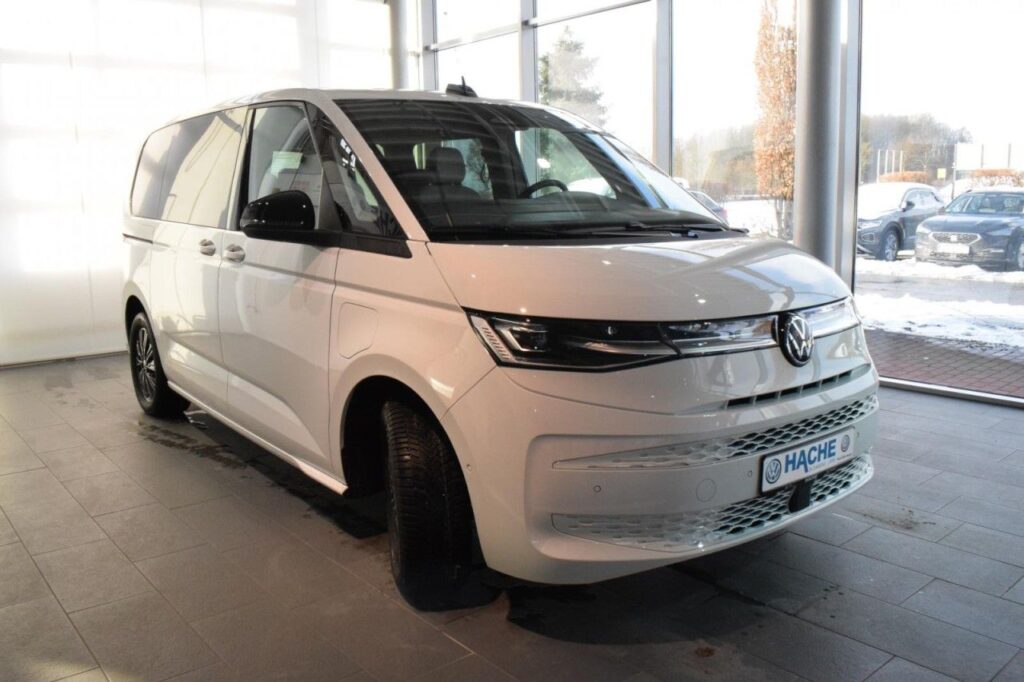 Volkswagen T7 Multivan Exposé-Bild 2