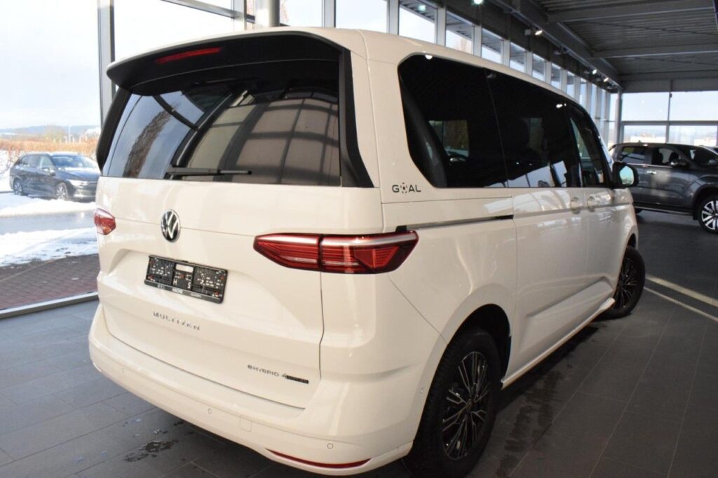 Volkswagen T7 Multivan Exposé-Bild 3