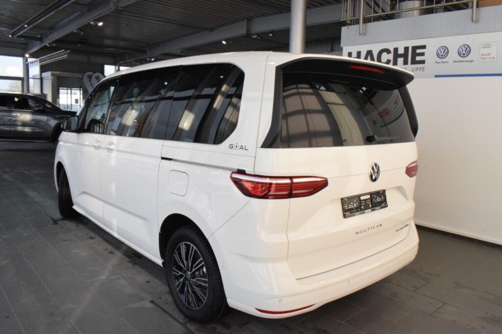 Volkswagen T7 Multivan Exposé-Bild 4