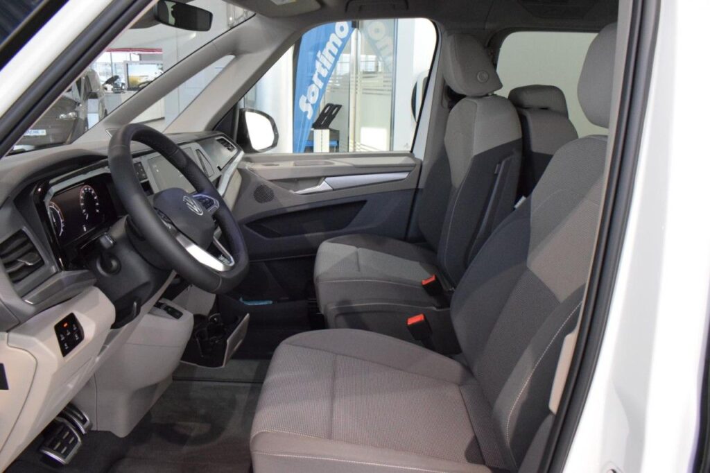 Volkswagen T7 Multivan Exposé-Bild 5
