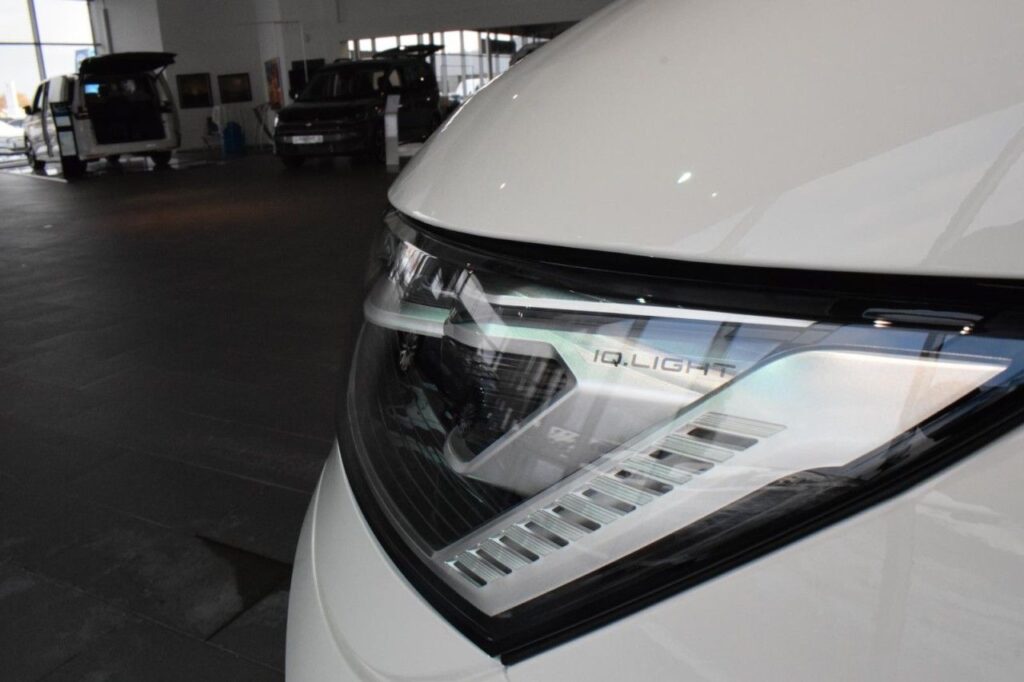 Volkswagen T7 Multivan Exposé-Bild 22