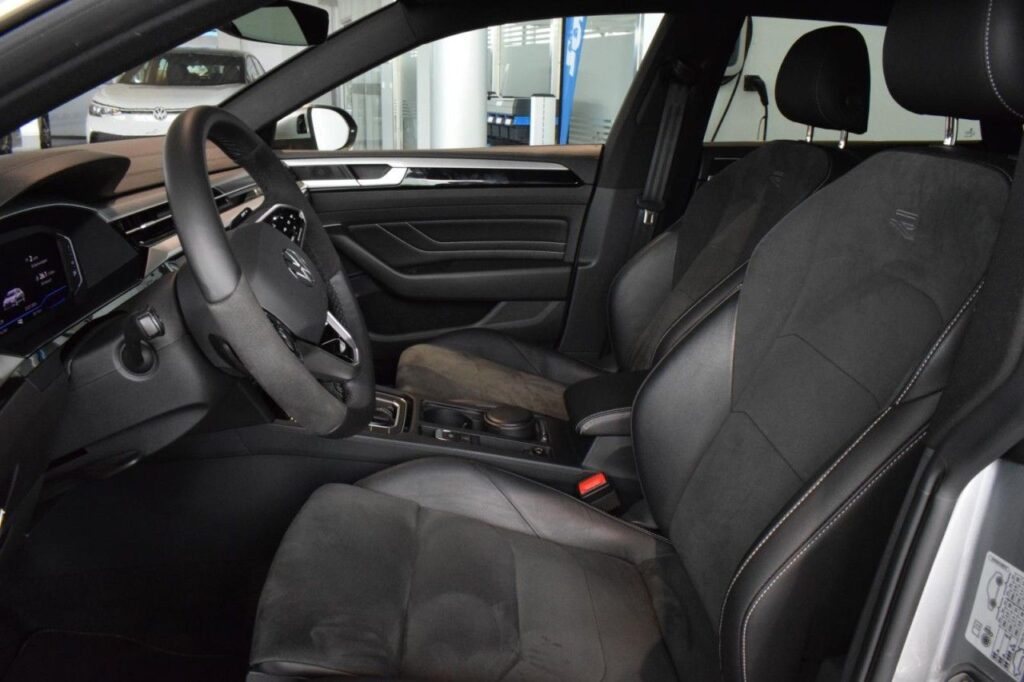 Volkswagen Arteon Exposé-Bild 5