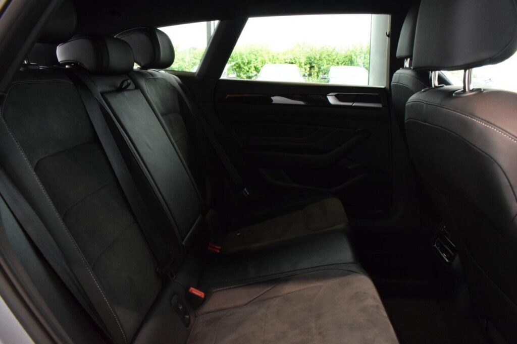 Volkswagen Arteon Exposé-Bild 8