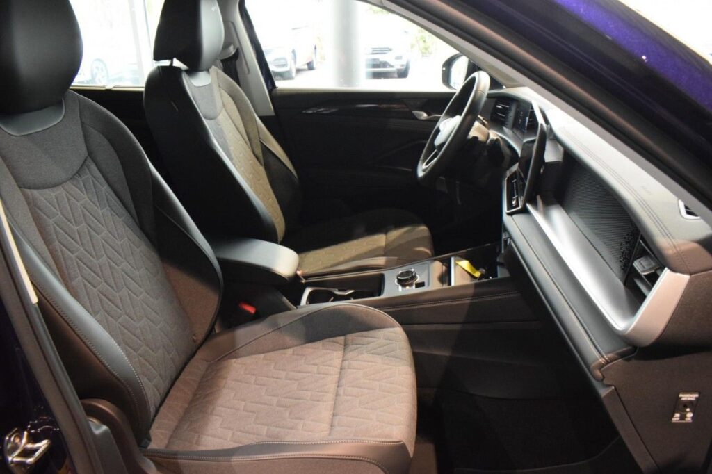 Volkswagen Tayron Exposé-Bild 8