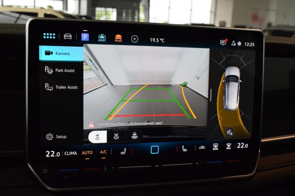 Volkswagen Tayron Exposé-Bild 13