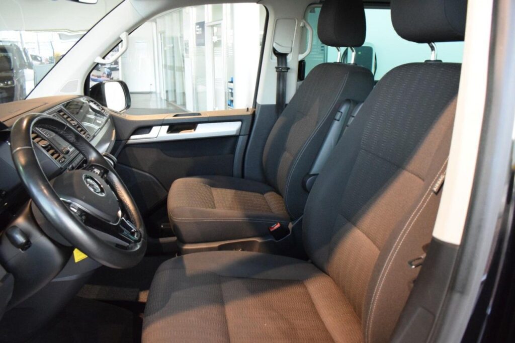 Volkswagen T6 Multivan Exposé-Bild 5