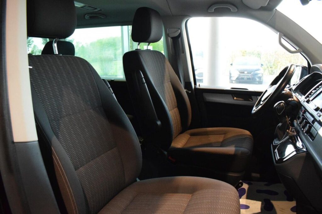 Volkswagen T6 Multivan Exposé-Bild 7