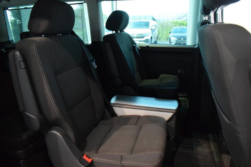 Volkswagen T6 Multivan Exposé-Bild 8