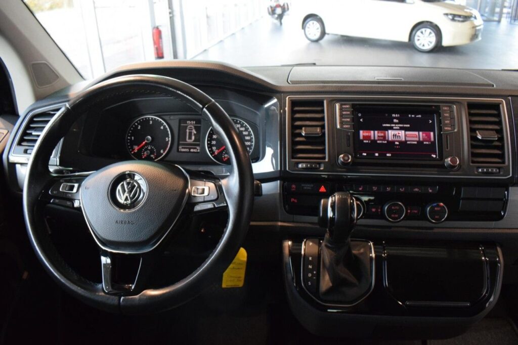 Volkswagen T6 Multivan Exposé-Bild 11
