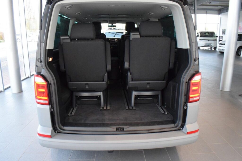 Volkswagen T6 Multivan Exposé-Bild 12