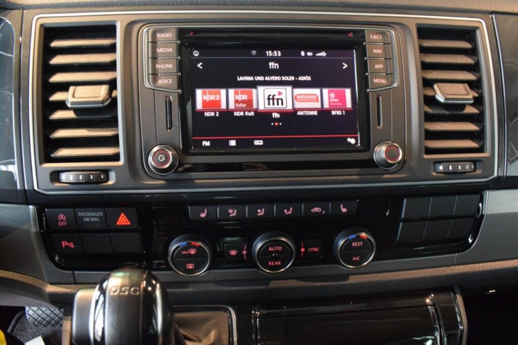 Volkswagen T6 Multivan Exposé-Bild 15