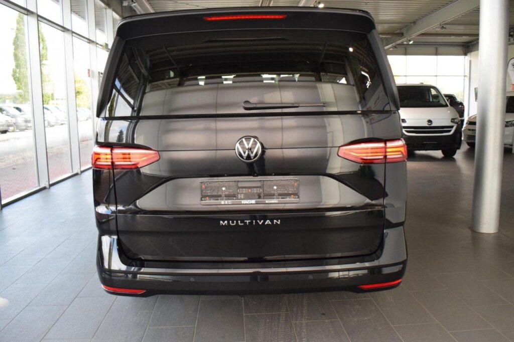 Volkswagen T7 Multivan Exposé-Bild 6